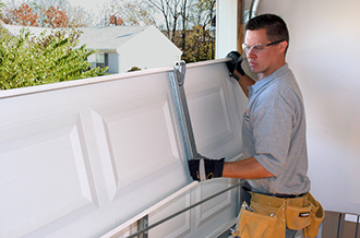 Garage Door Repair inÂ Gravenhurst