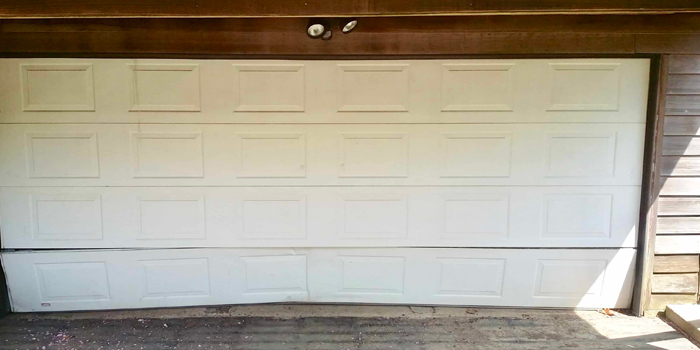 commercial garage door replacement in Gravenhurst